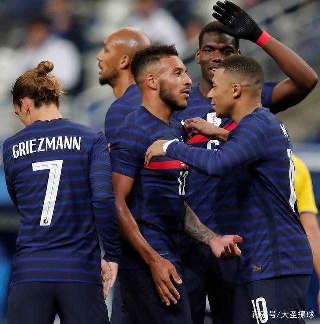 爱游戏AYX官网关于赛后体能课后；纽约尼克斯强势反弹备战欧超杯；底气十足；阵容厚度经受考验的信息