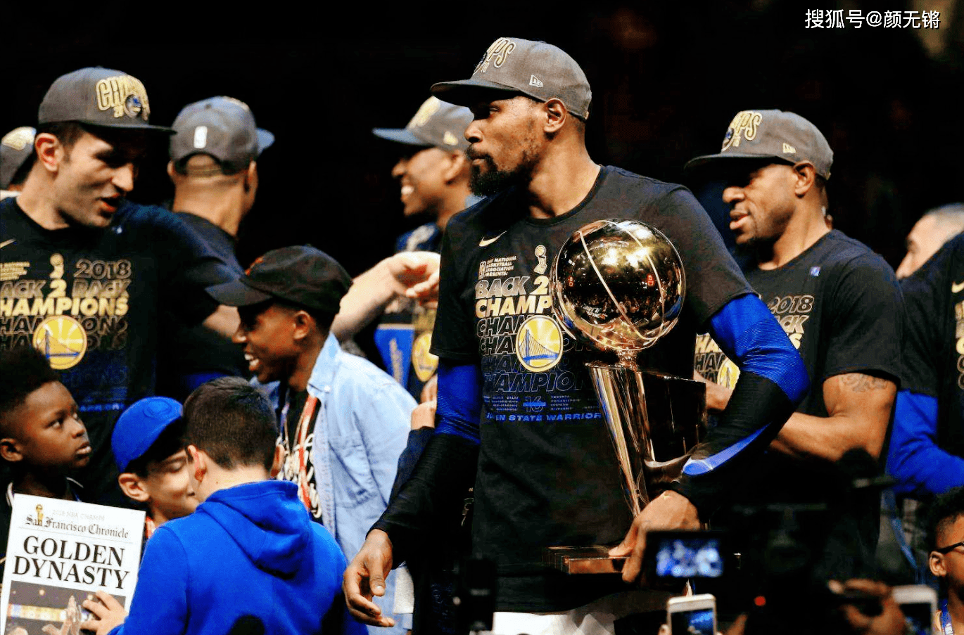 爱游戏包含集结日NBA总决赛焦点战，迈阿密热火再遭质疑，质疑声仍在，身体对抗强度拉满的词条